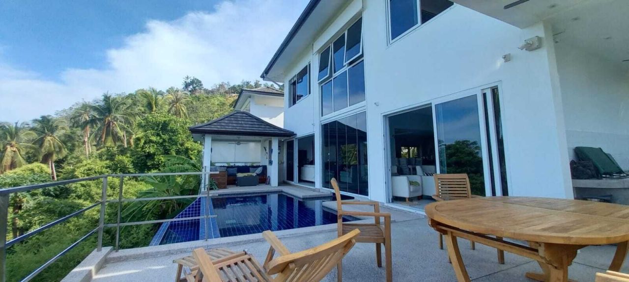 Villa en Ko Samui, Tailandia, 220 m² - imagen 1