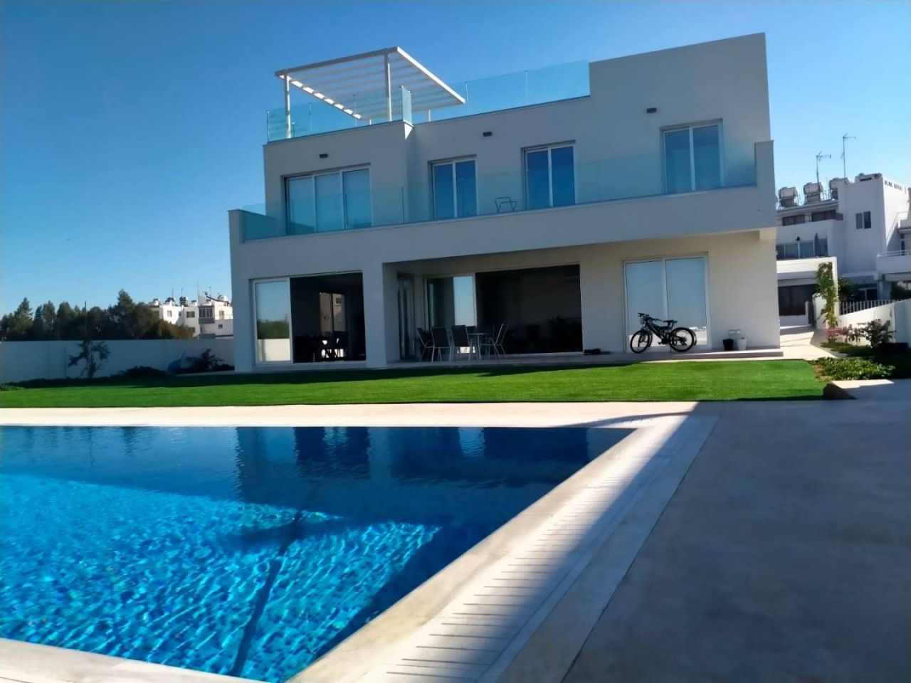 Haus in Paralimni, Zypern, 270 m² - Foto 1
