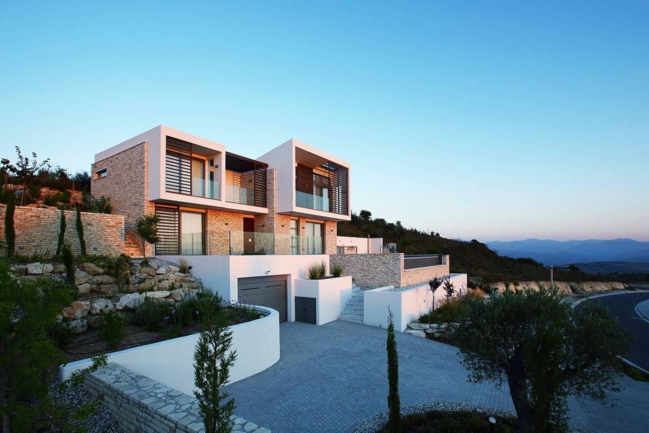 Maison à Tsada, Chypre, 240 m² - image 1