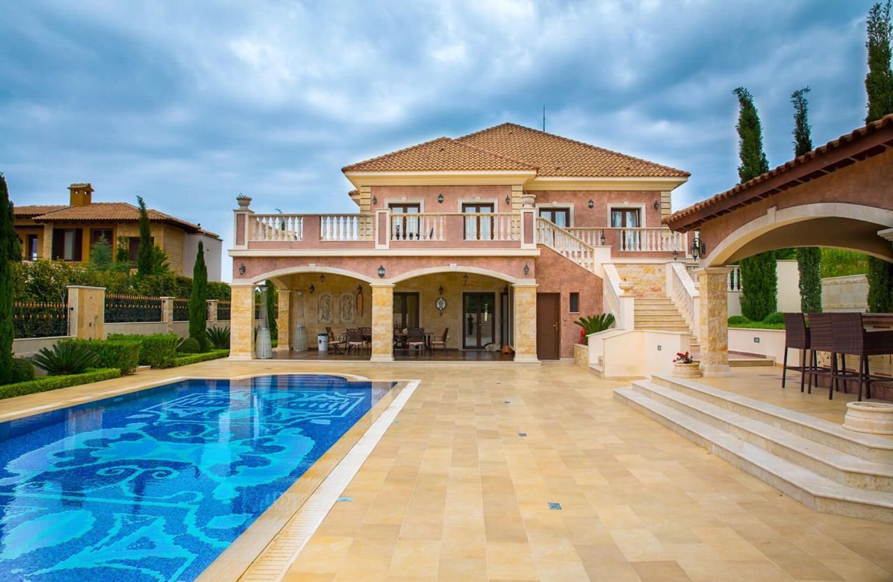 Casa en Kouklia, Chipre, 800 m² - imagen 1