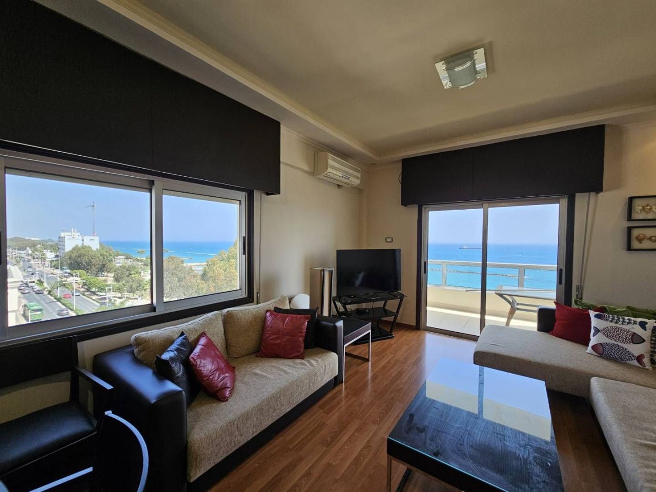 Flat in Limassol, Cyprus, 131 m² - picture 1