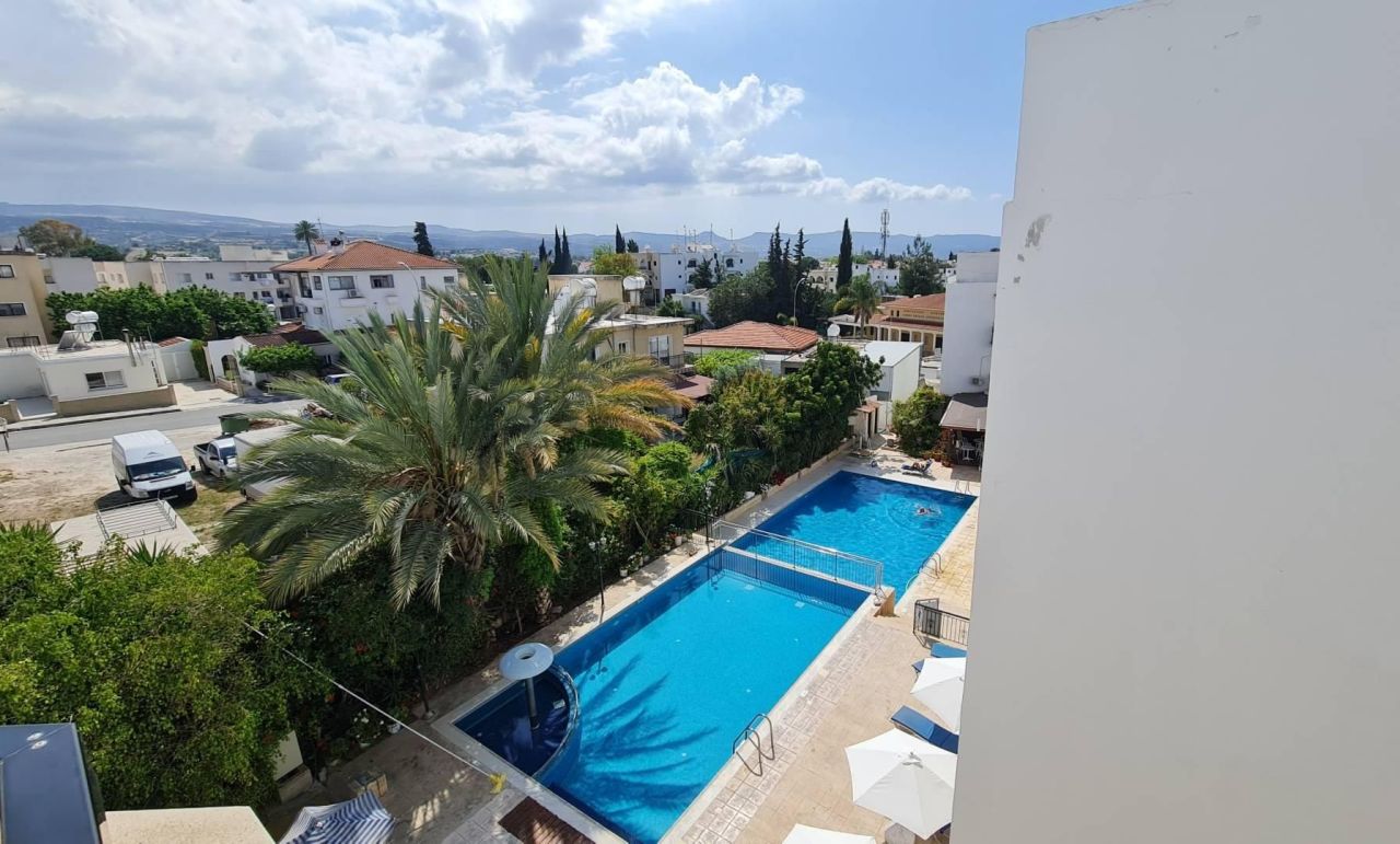 Hôtel à Polis, Chypre, 1 400 m² - image 1