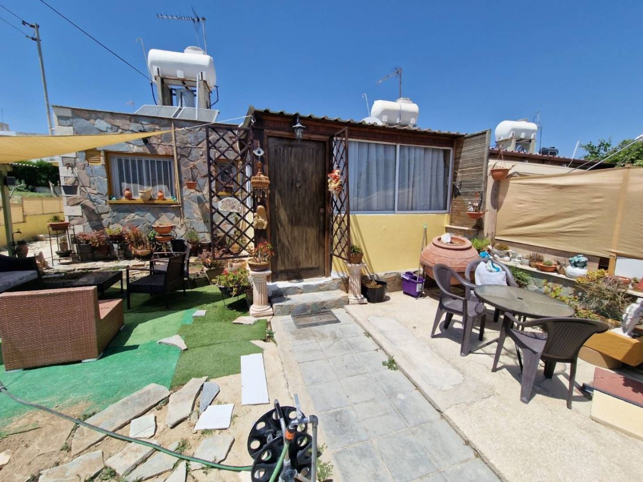 House in Larnaca, Cyprus, 100 m² - picture 1
