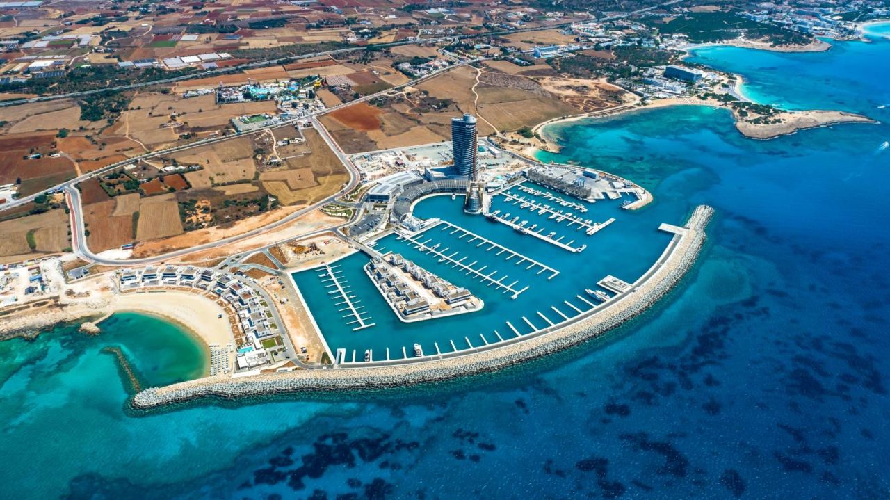 Haus in Agia Napa, Zypern, 716 m² - Foto 1