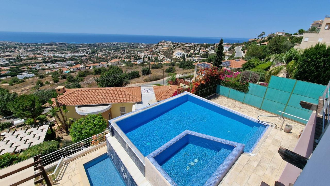 Haus in Peyia, Zypern, 350 m² - Foto 2