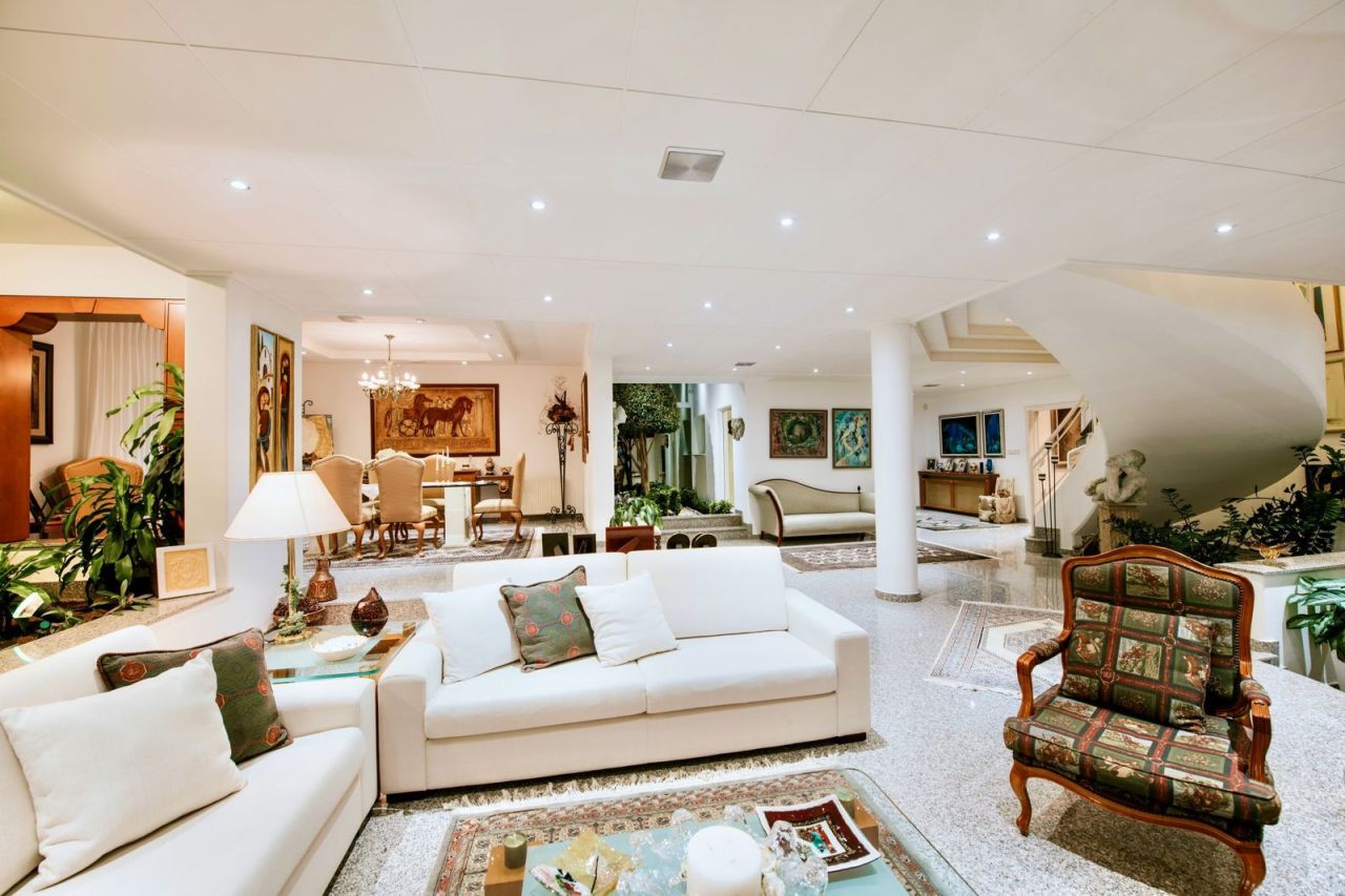 House in Limassol, Cyprus, 991 m² - picture 2