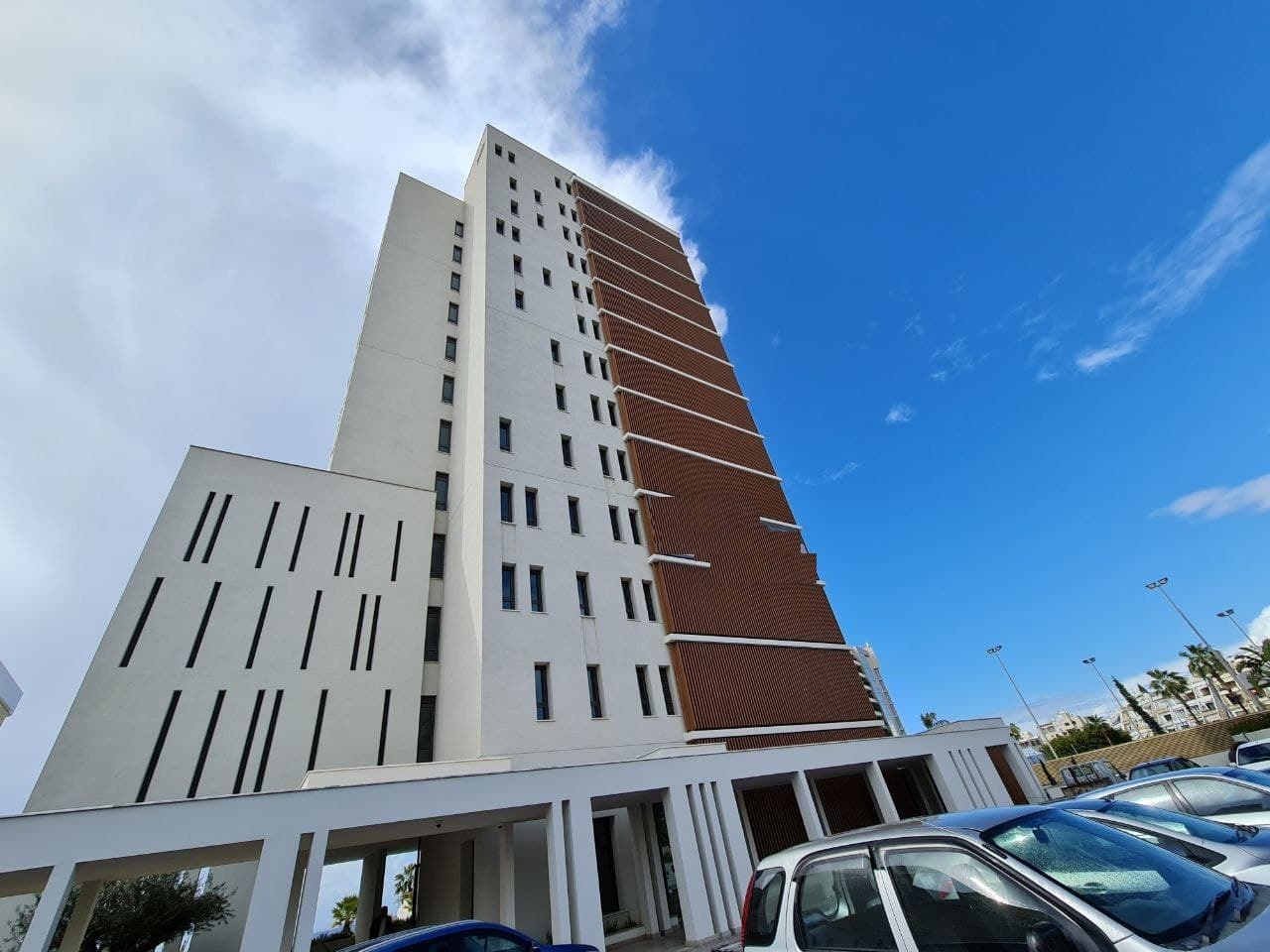 Flat in Agios Tychon, Cyprus, 287 m² - picture 2