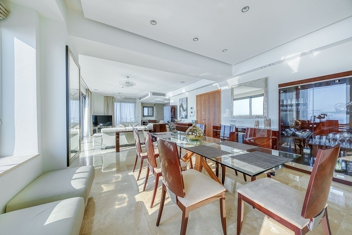 Flat in Mouttagiaka, Cyprus, 370 m² - picture 3