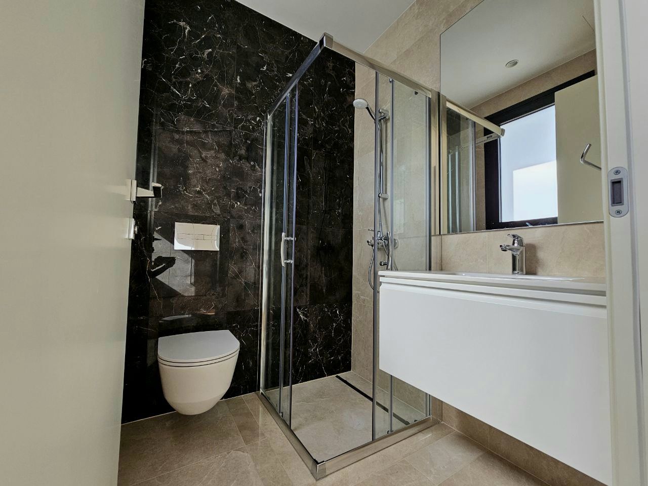 Appartamento a Germasogeia, Cipro, 249 m² - foto 5