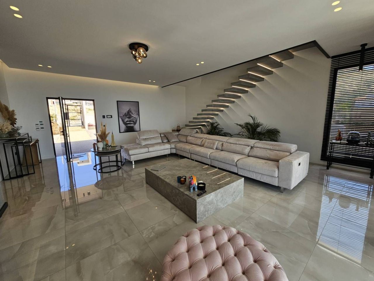 Casa en Agios Athanasios, Chipre, 450 m² - imagen 7