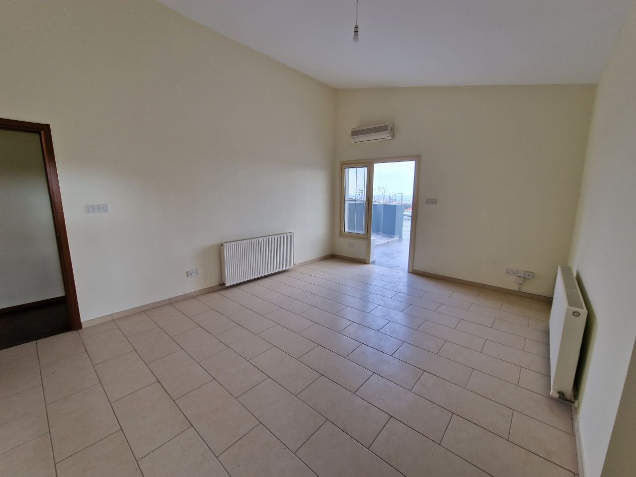 House in Agios Athanasios, Cyprus, 420 m² - picture 7