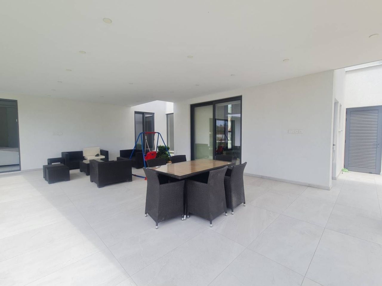 Casa en Lárnaca, Chipre, 457 m² - imagen 8