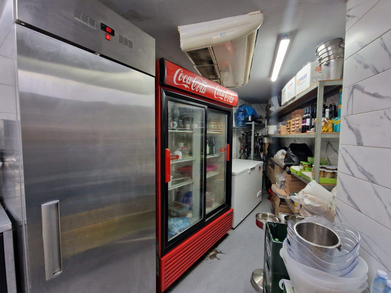 Biens commerciaux sur la plage de Finikoudes, Chypre, 180 m² - image 8