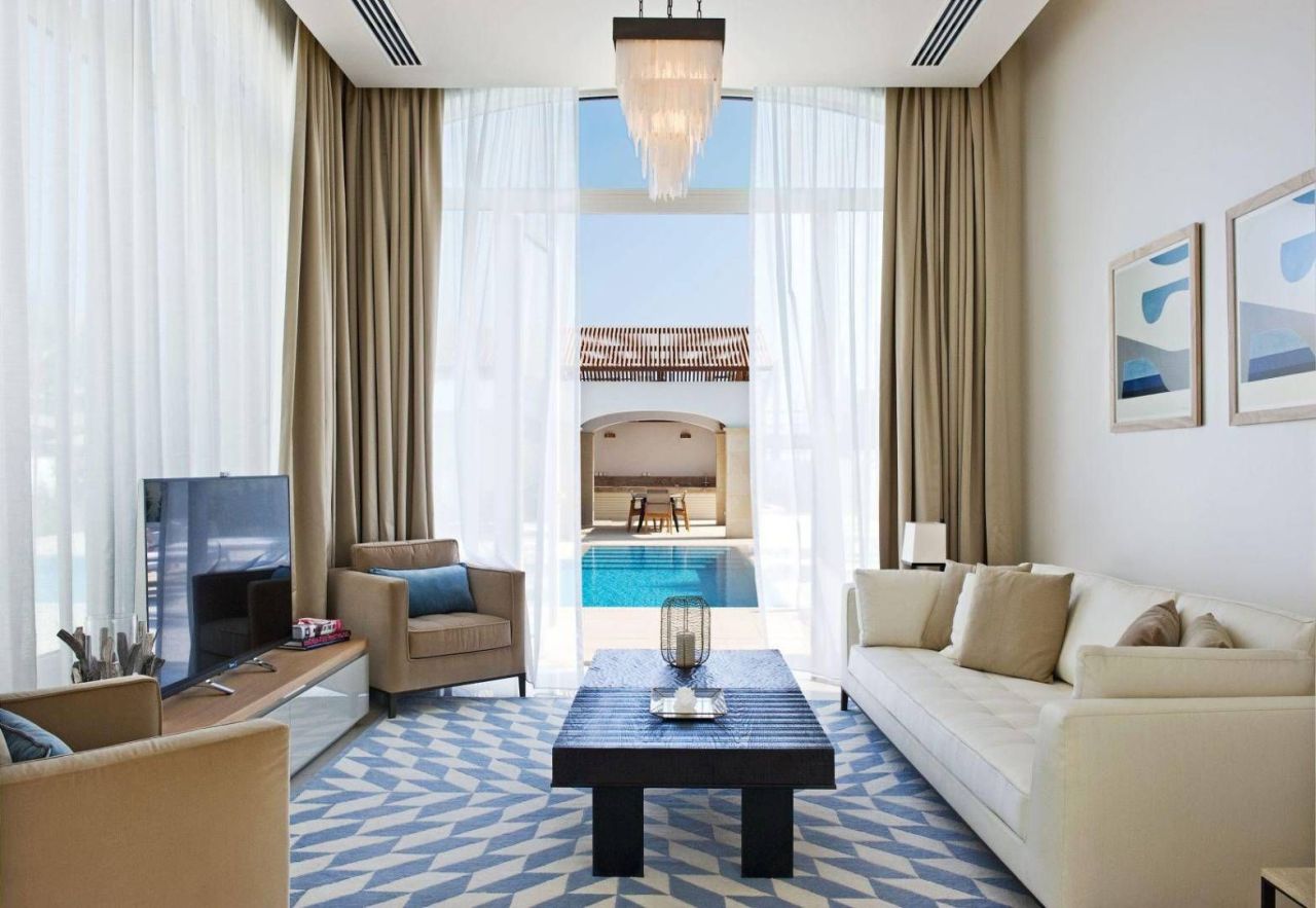 House in Larnaca, Cyprus, 755 m² - picture 8