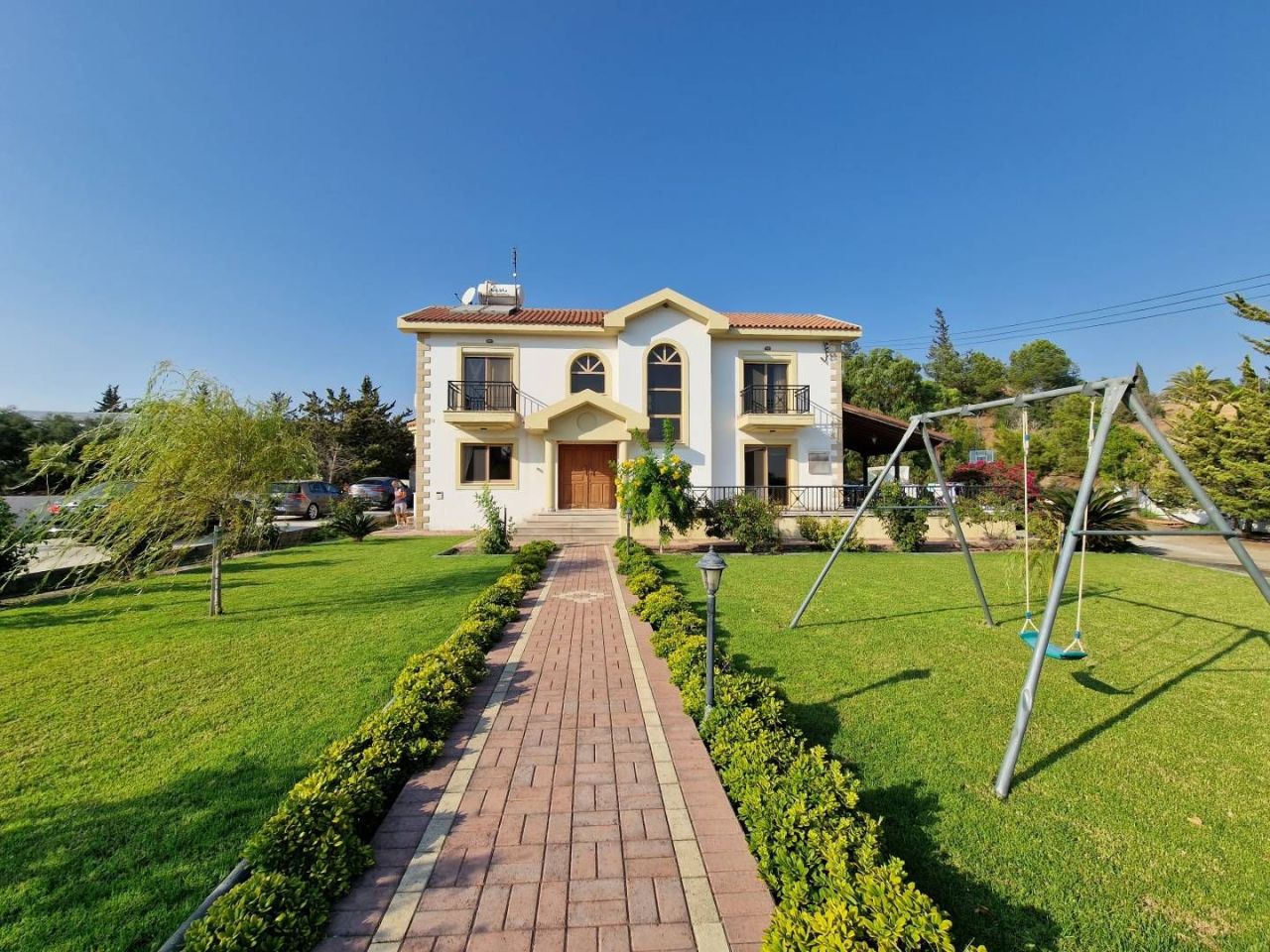 Maison à Parekklisia, Chypre, 200 m² - image 9
