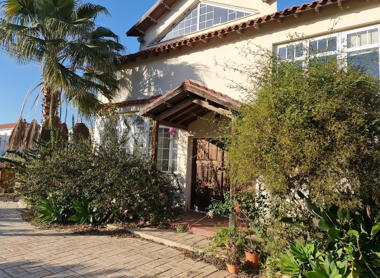 Casa a Larnaca, Cipro, 380 m² - foto 10