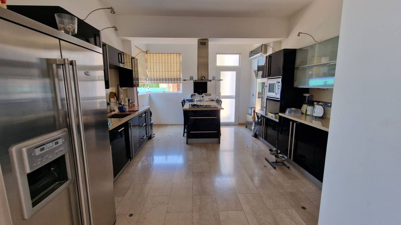 Haus in Peyia, Zypern, 350 m² - Foto 11