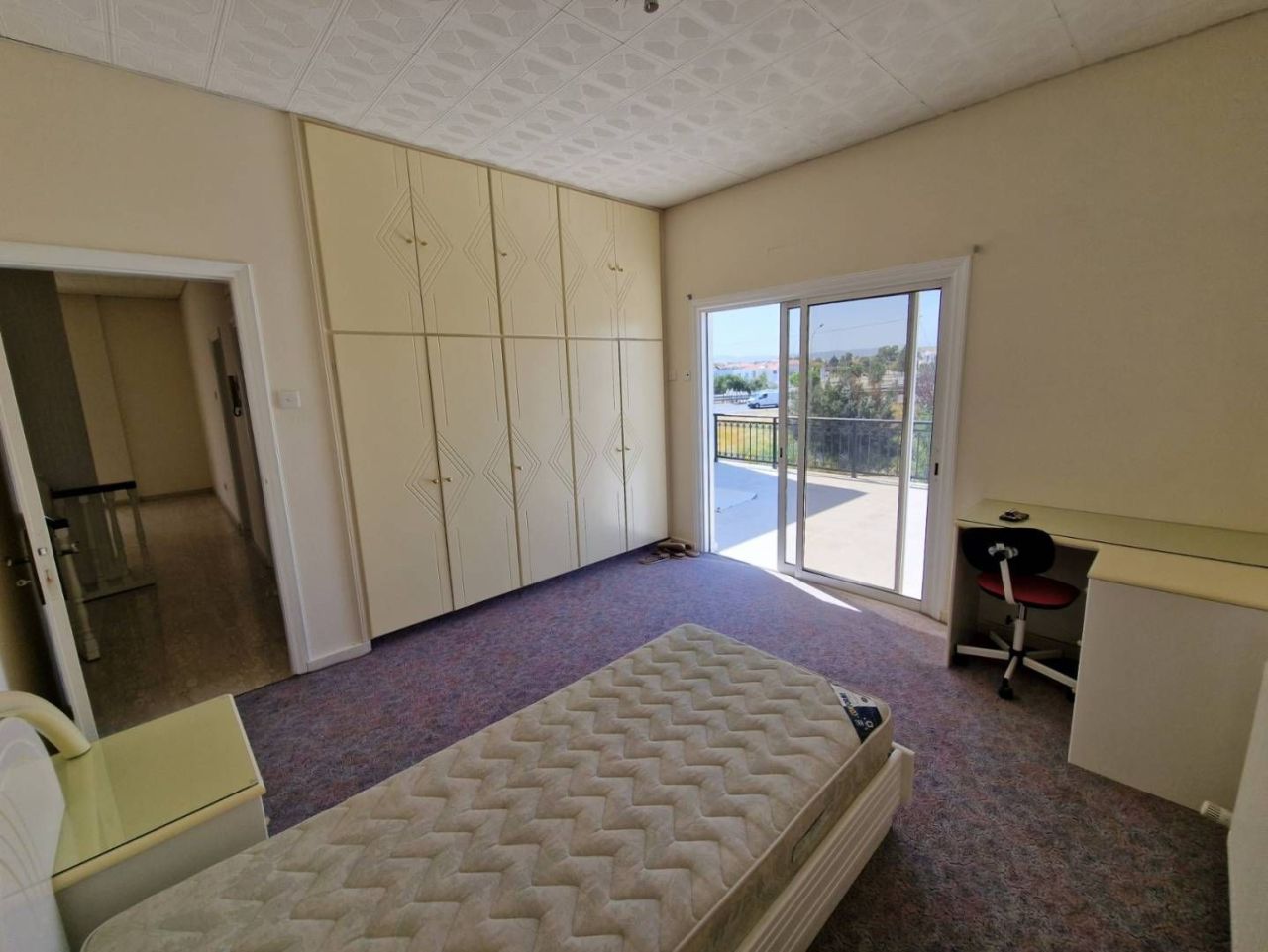 Casa en Aradippou, Chipre, 450 m² - imagen 11