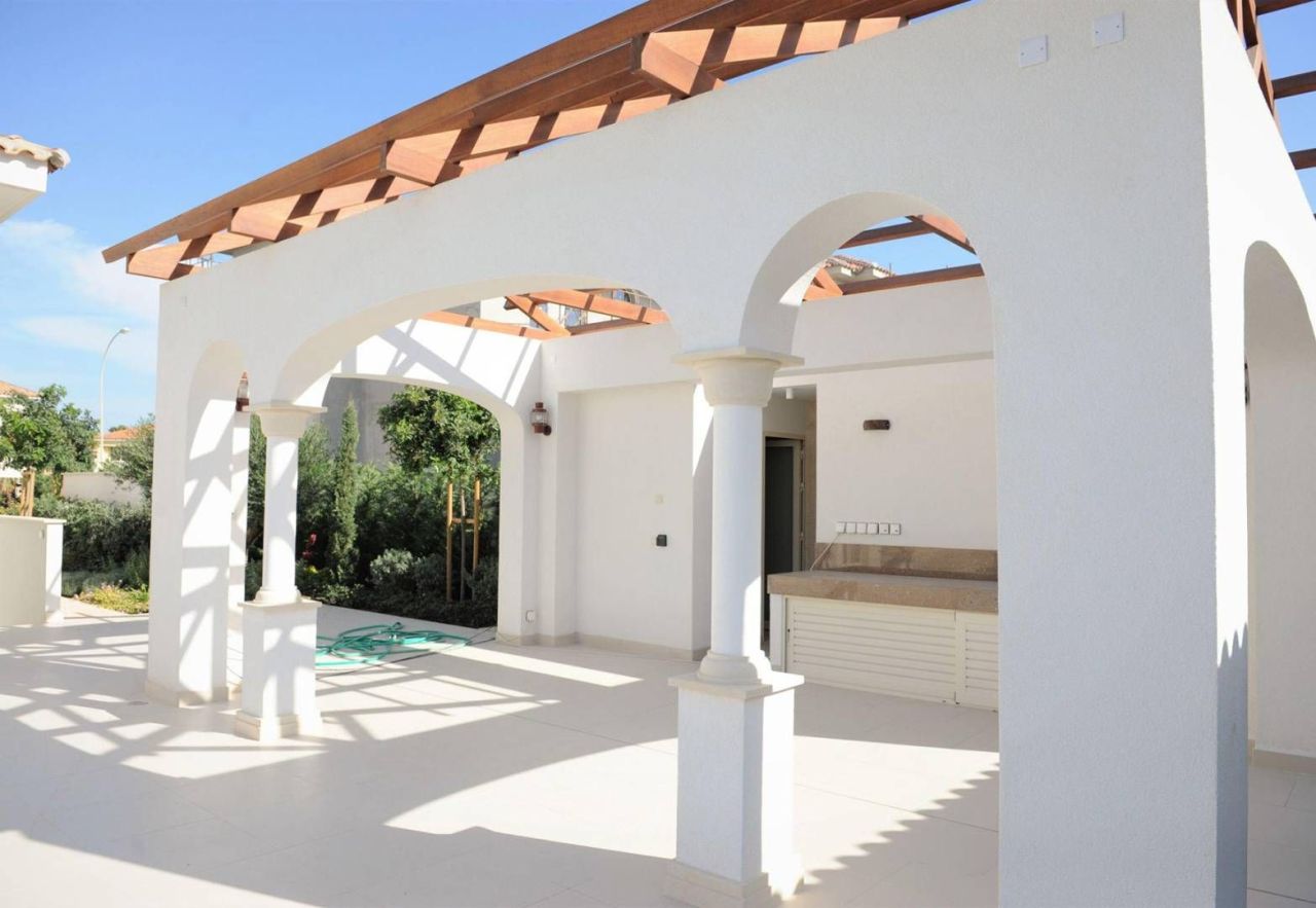 Casa en Lárnaca, Chipre, 749 m² - imagen 13