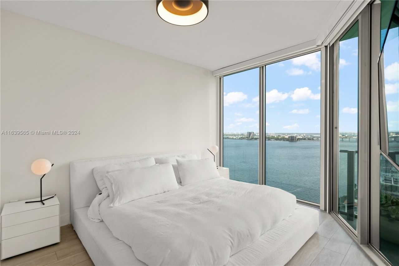 Flat in Miami, USA, 90 m² - picture 13