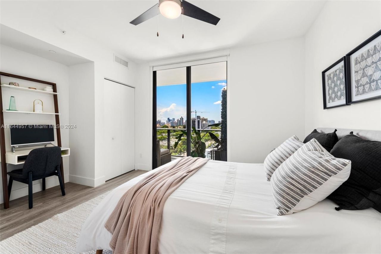 Flat in Miami, USA, 100 m² - picture 11