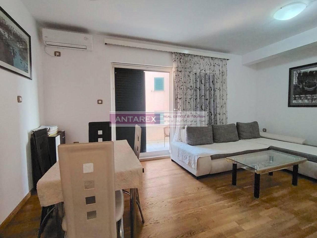 Appartement à Petrovac, Monténégro, 44 m² - image 1