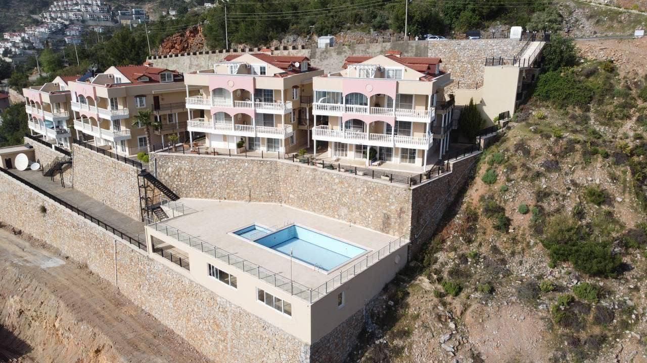 Flat in Alanya, Turkey, 270 m² - picture 1