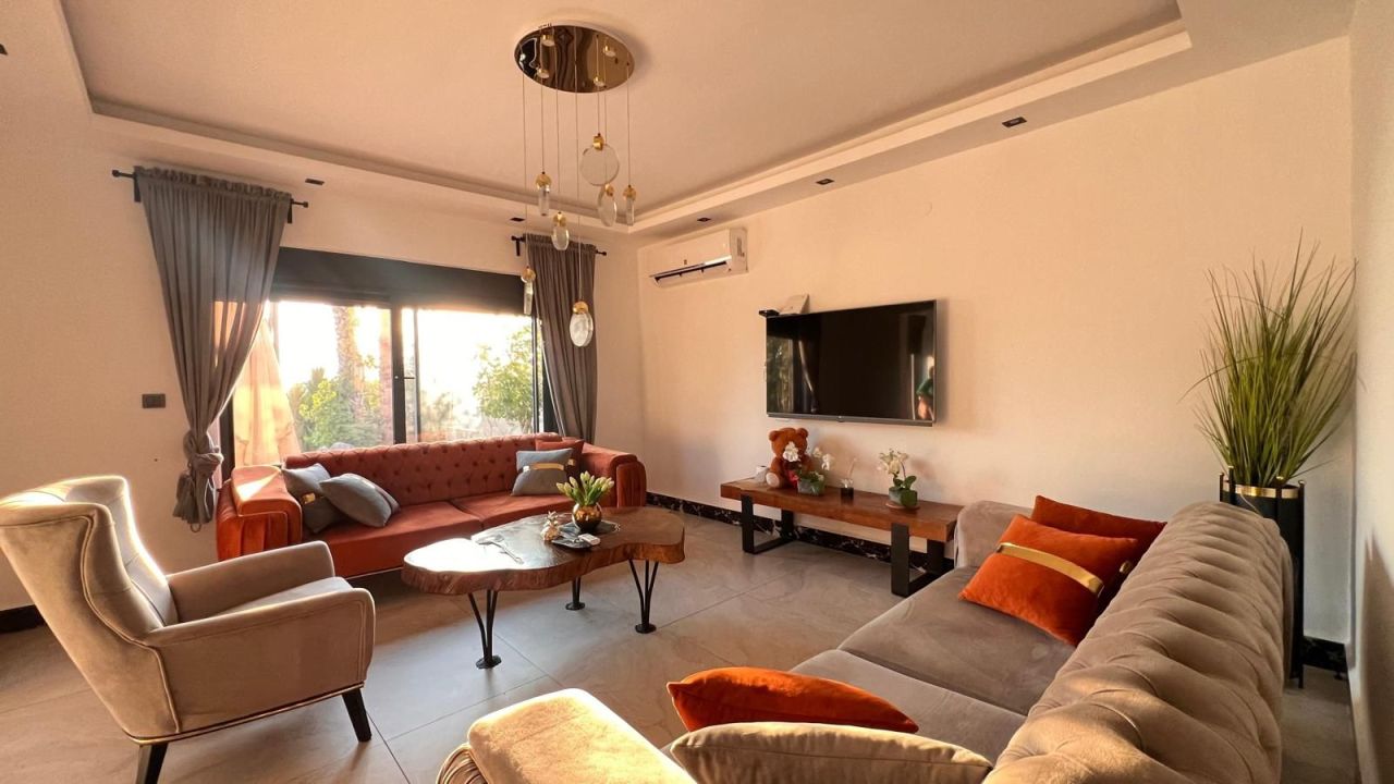 Villa à Alanya, Turquie, 150 m² - image 1