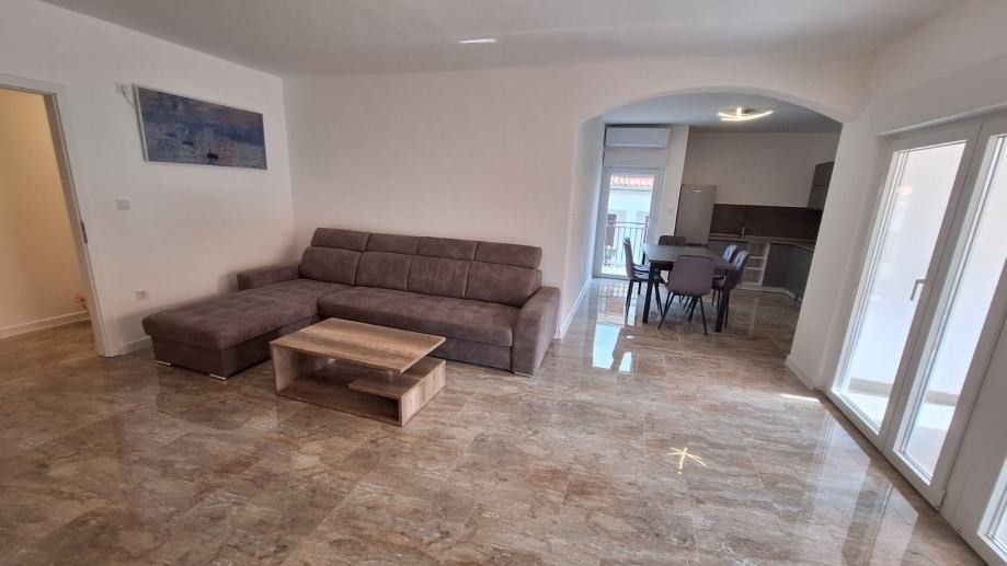 Piso en Poreč, Croacia, 100.08 m² - imagen 2