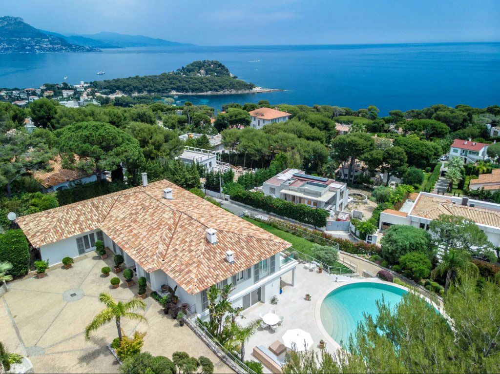 Villa in Saint-Jean-Cap-Ferrat, France, 550 m² - picture 1