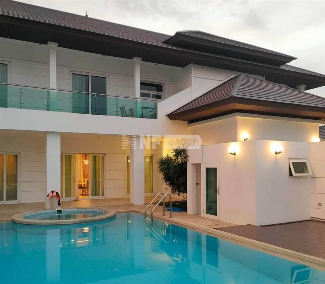 Villa in Bangkok, Thailand, 1 400 m² - picture 1