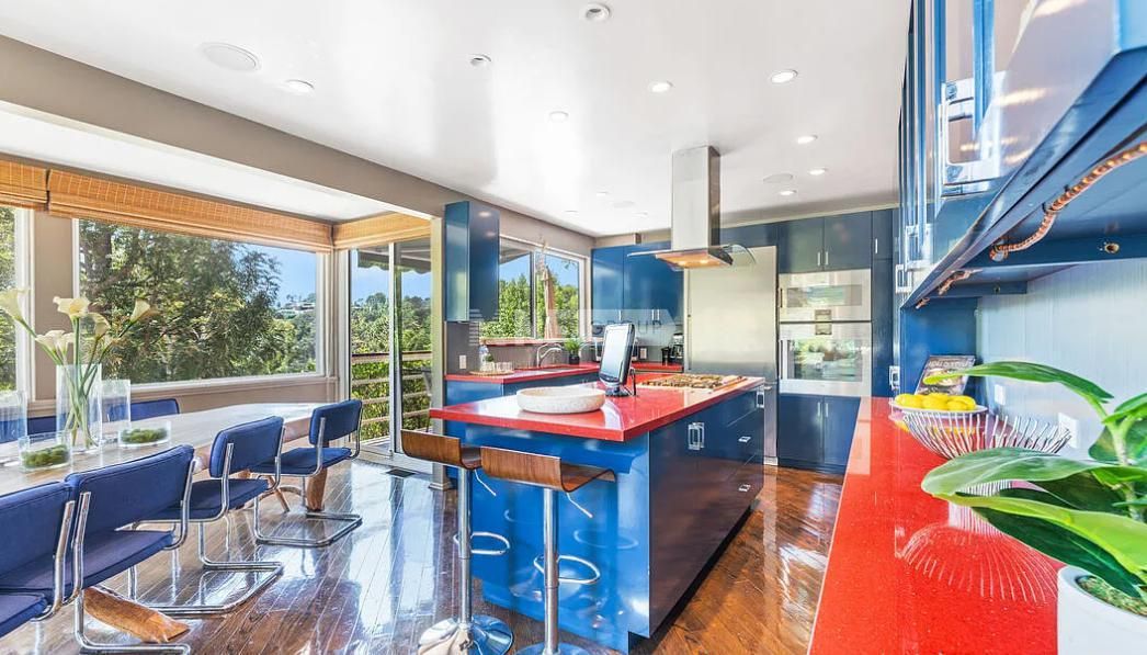 Casa a Los Angeles, USA, 2 301 m² - foto 5