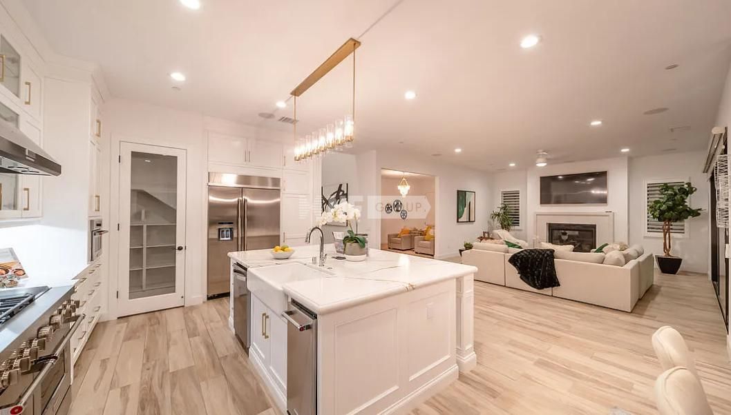 House in Los Angeles, USA, 4 039 m² - picture 6