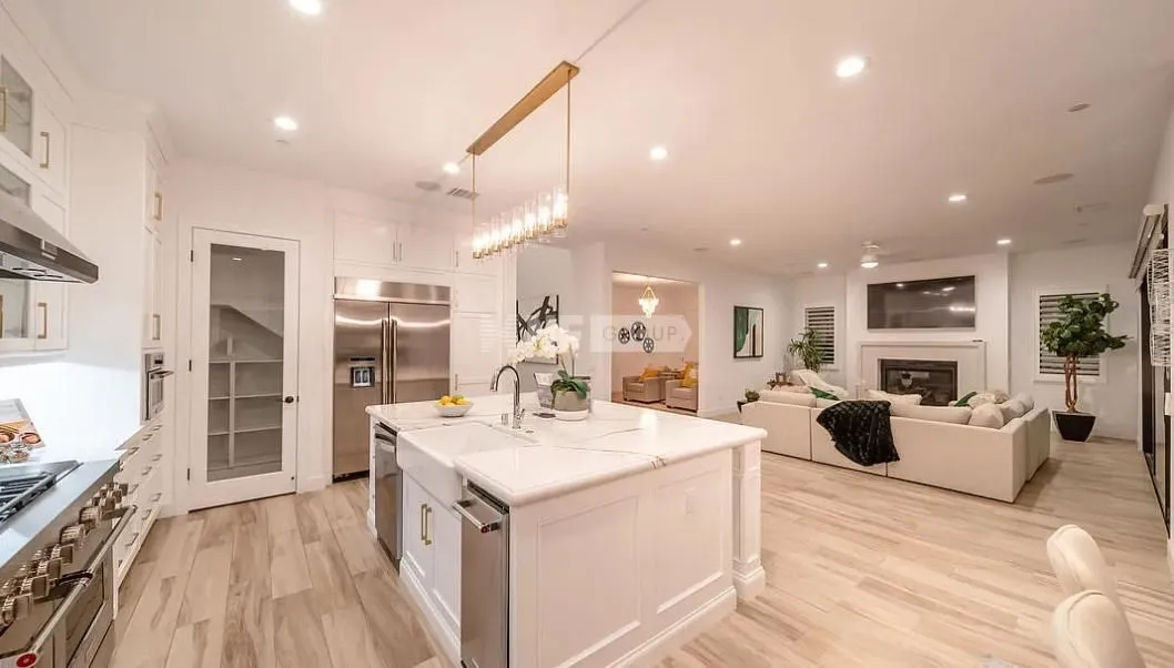 House in Los Angeles, USA, 4 039 m² - picture 6