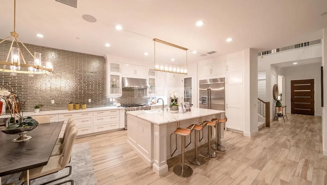 House in Los Angeles, USA, 4 039 m² - picture 8