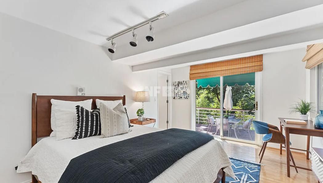 Casa a Los Angeles, USA, 2 301 m² - foto 14