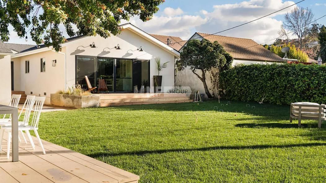 Maison à Los Angeles, États-Unis, 2 126 m² - image 16