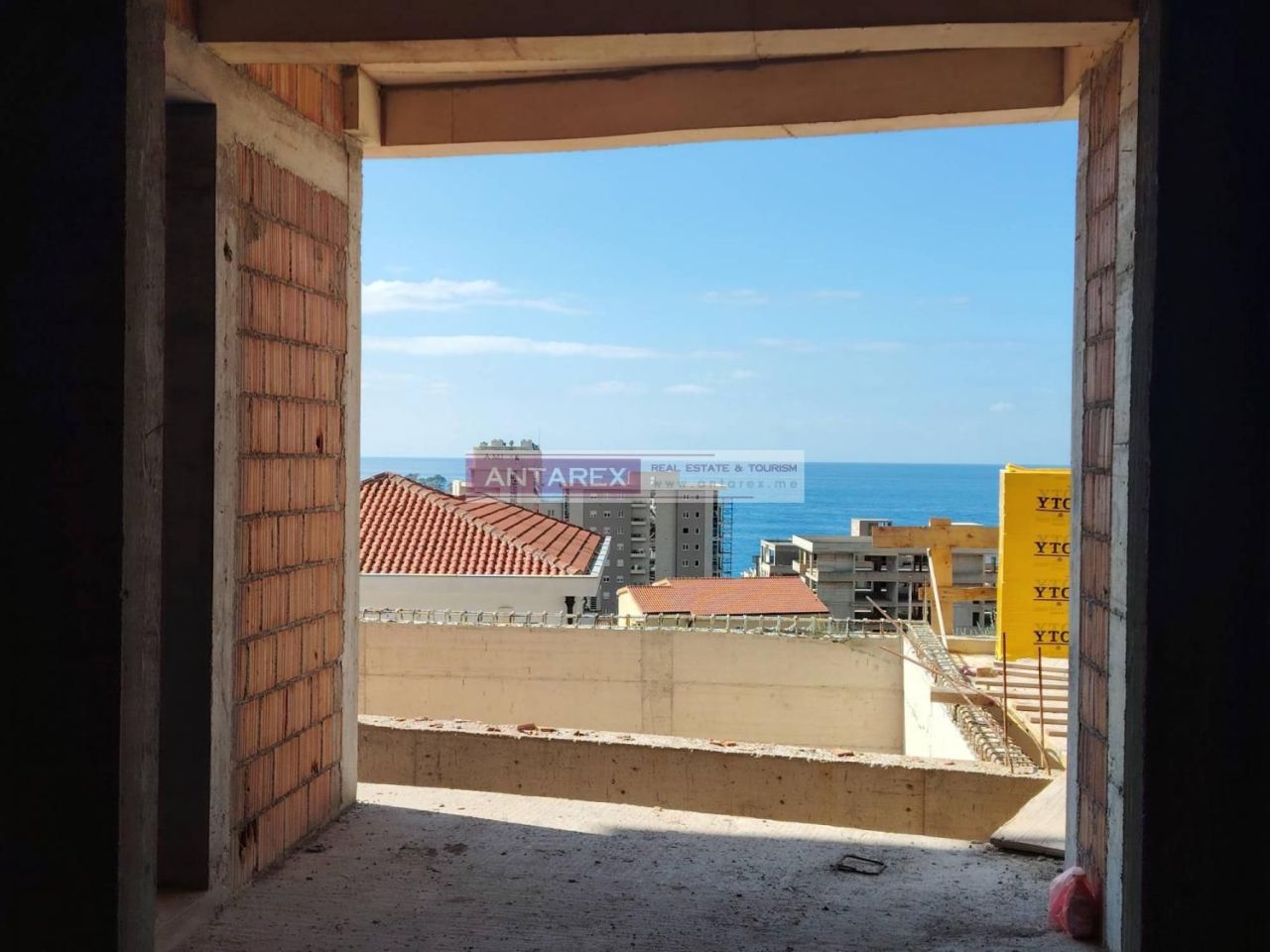 Apartment in Petrovac, Montenegro, 46 m² - Foto 2