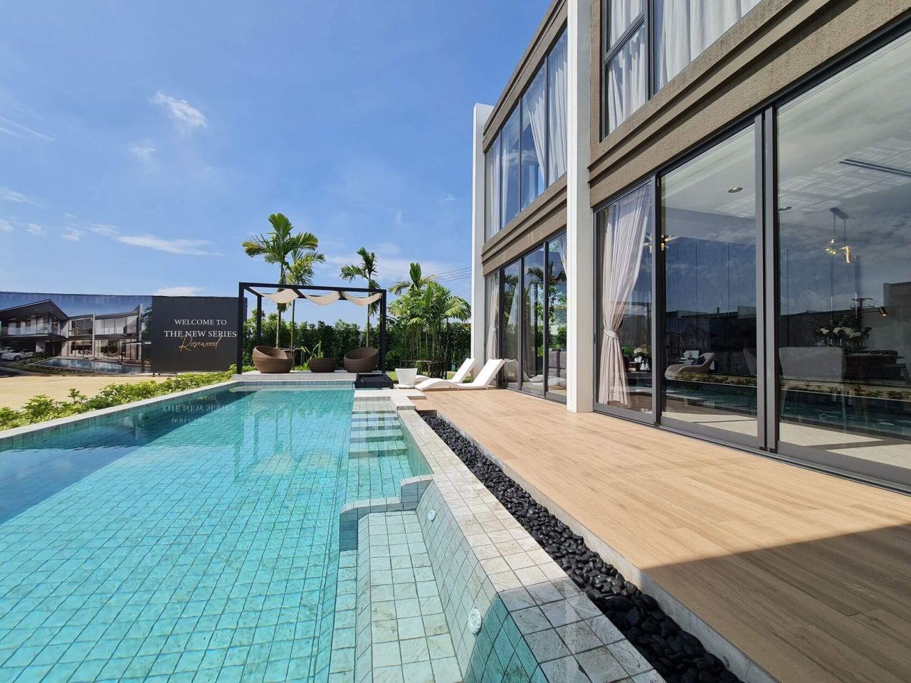 Villa in Pattaya, Thailand, 375 m² - picture 1