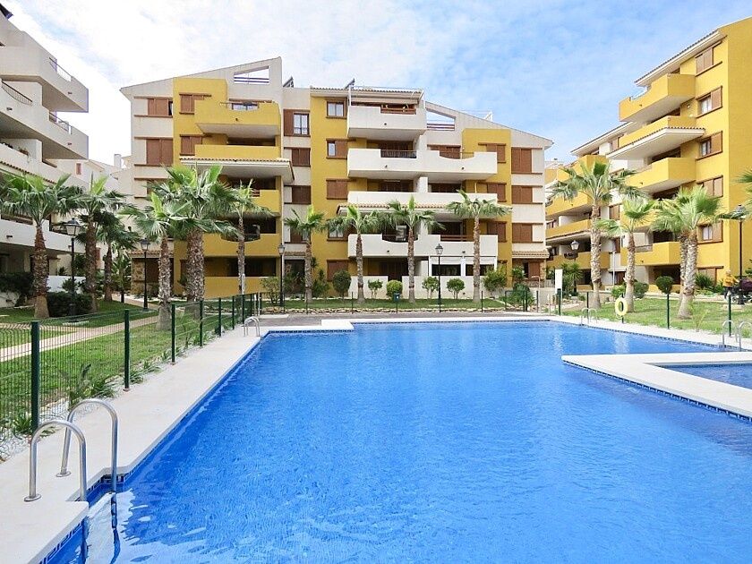 Appartement à Punta Prima, Espagne, 94 m² - image 1