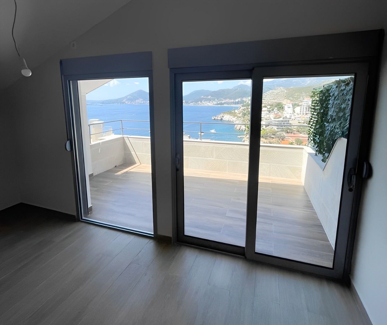 Piso en Budva, Montenegro, 100 m² - imagen 1