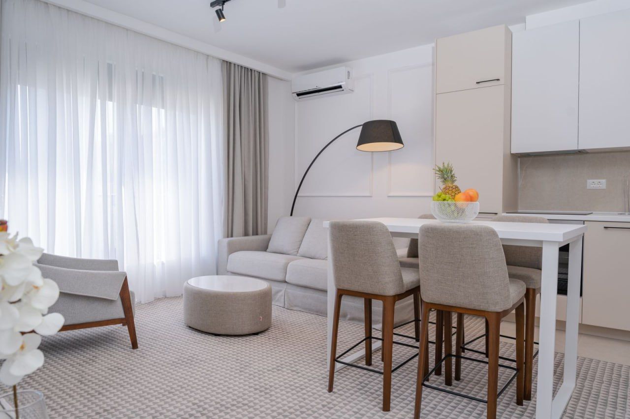 Piso en Budva, Montenegro, 46 m² - imagen 1