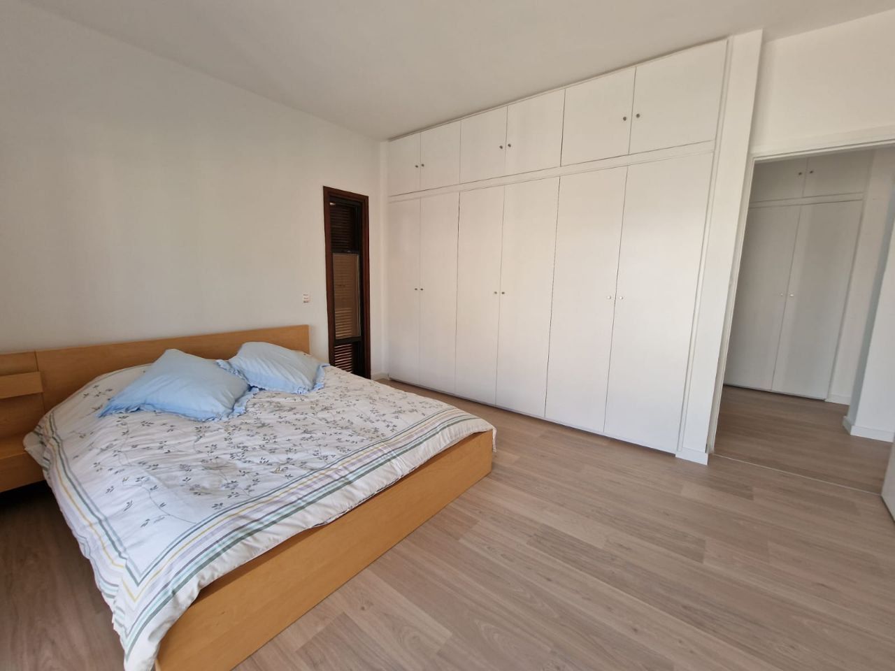 Casa en Nicosia, Chipre, 310 m² - imagen 3