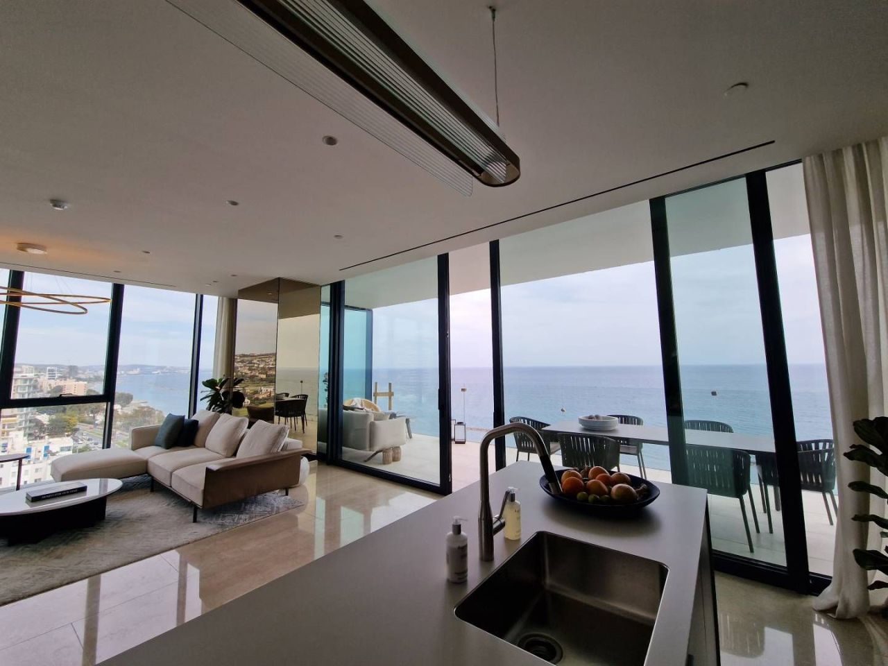 Flat in Mouttagiaka, Cyprus, 164 m² - picture 3