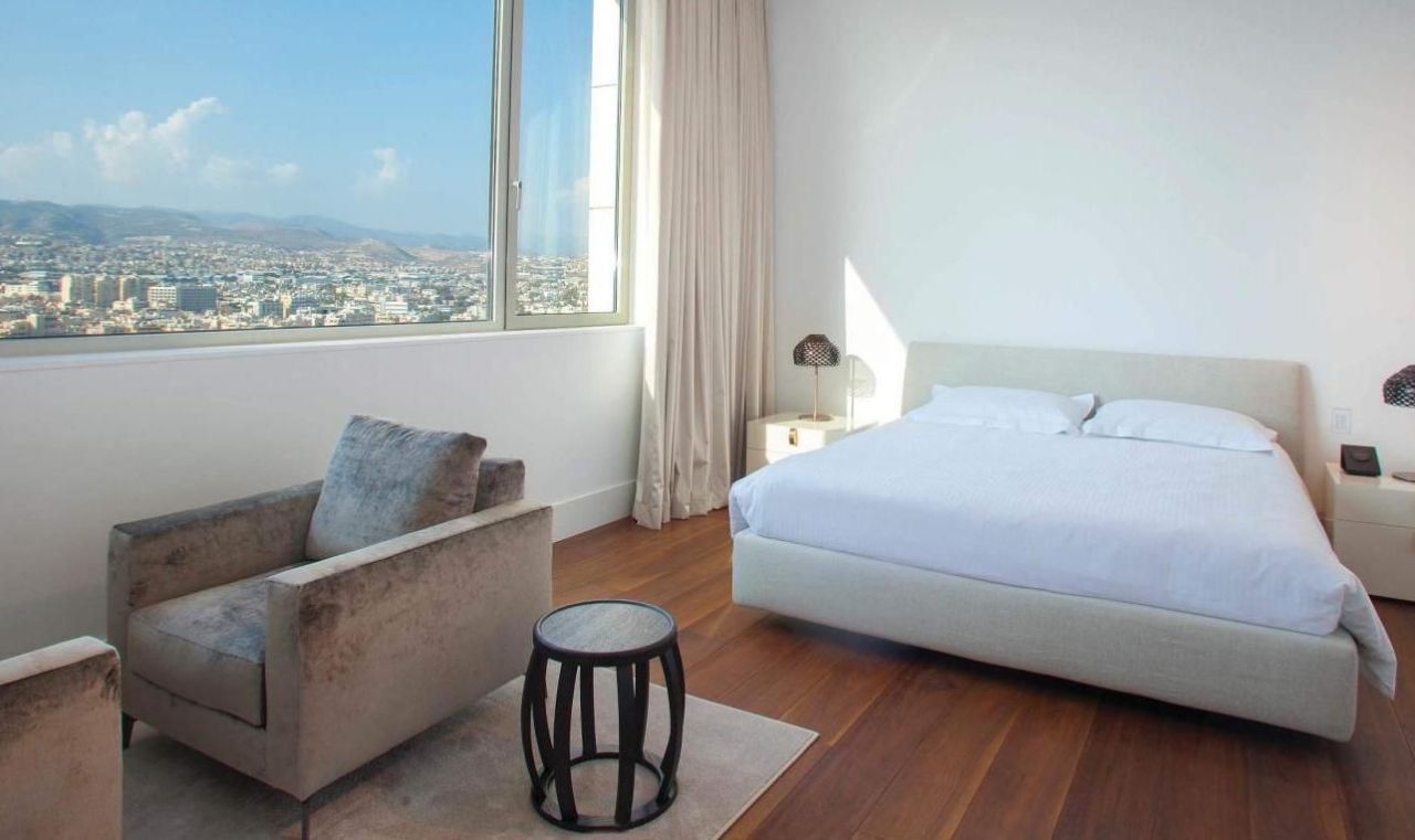 Flat in Limassol, Cyprus, 1 037 m² - picture 4