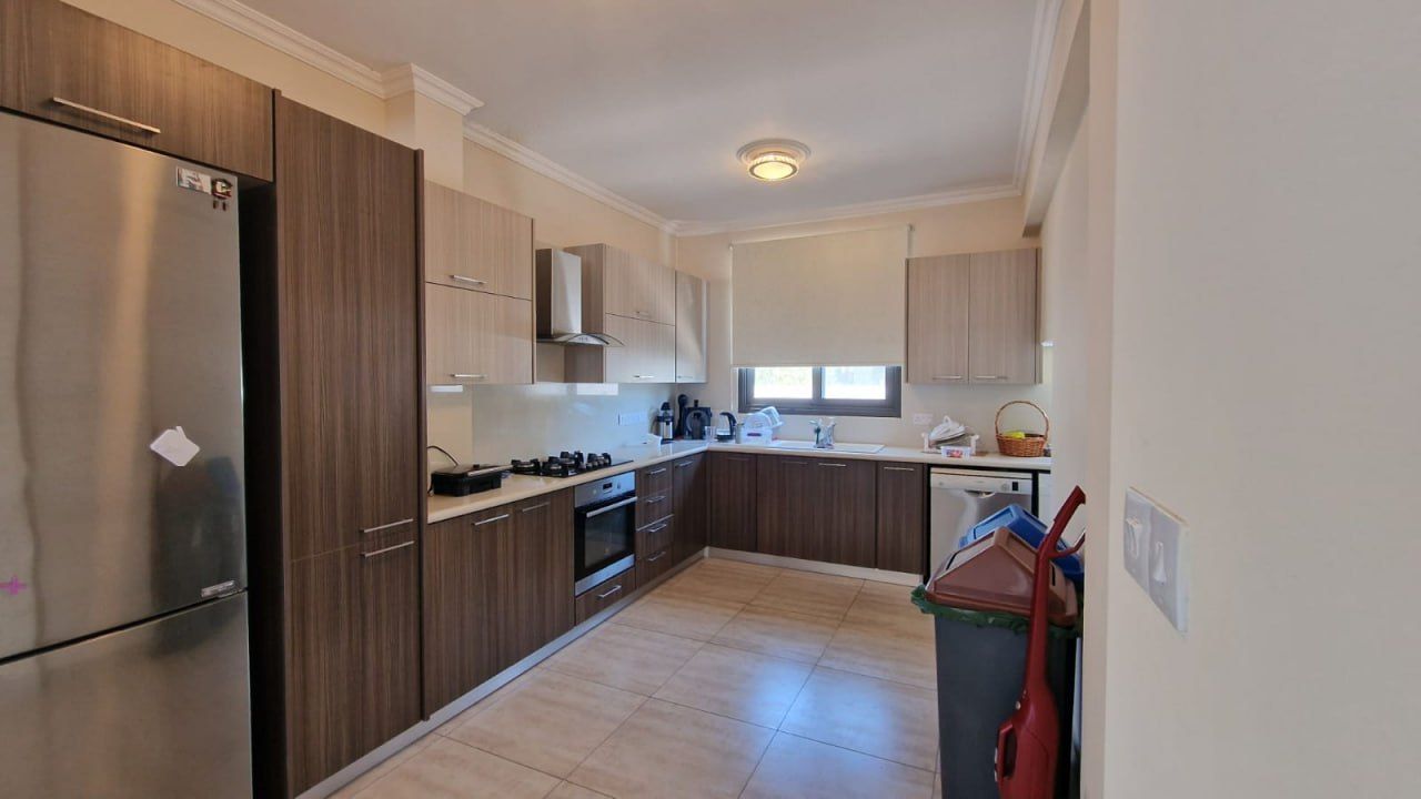 Maison à Larnaca, Chypre, 255 m² - image 11