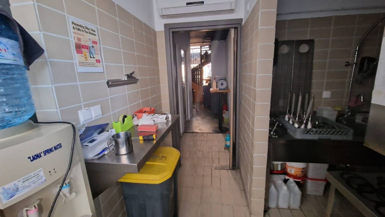 Negozio sulla spiaggia di Finikoudes, Cipro, 240 m² - foto 13