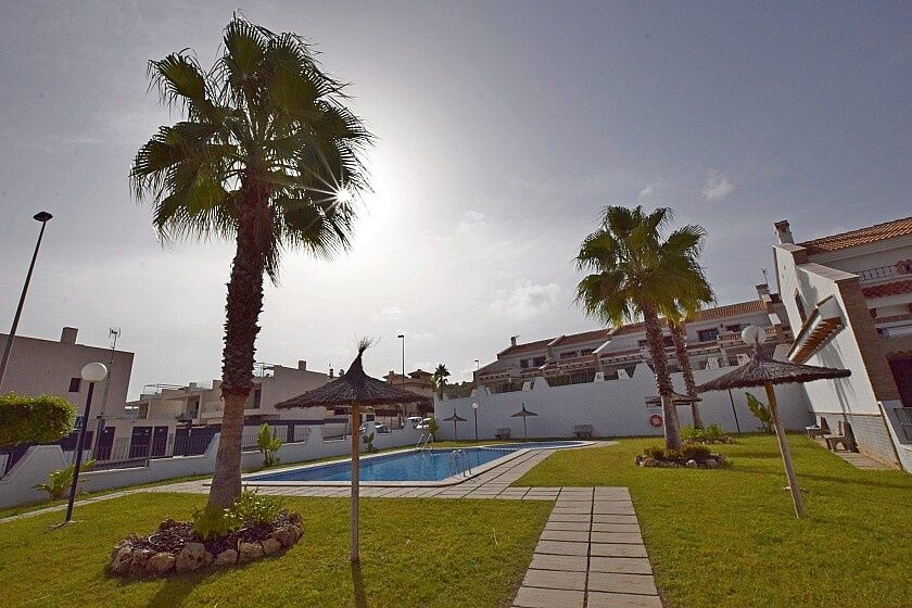 Townhouse in San Miguel de Salinas, Spain, 102 m² - picture 1