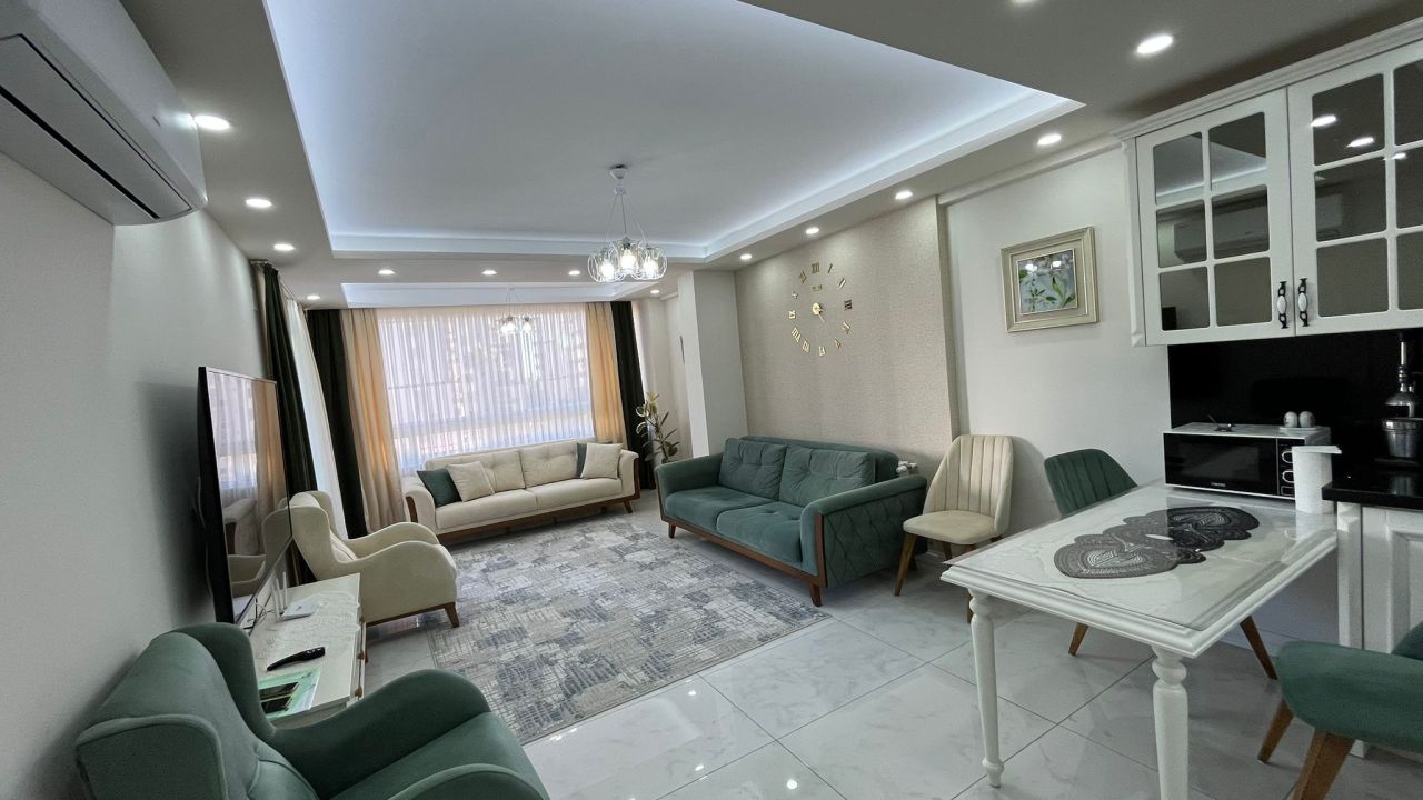 Flat in Mersin, Turkey, 110 m² - picture 1