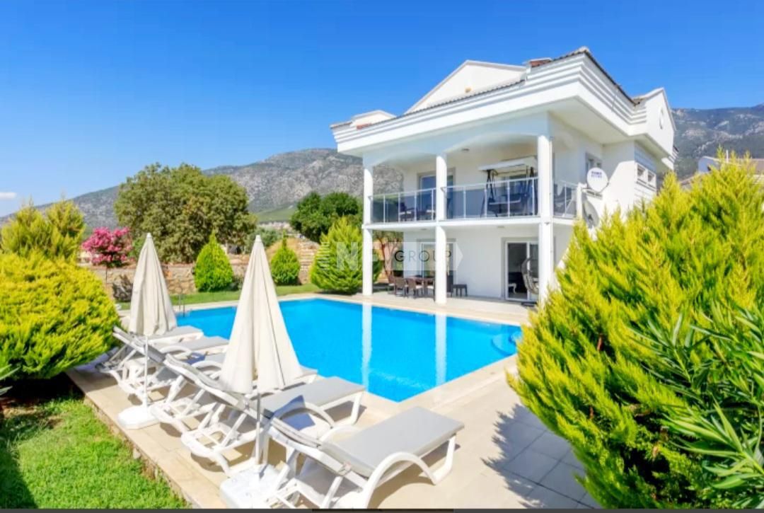 Villa à Fethiye, Turquie, 165 m² - image 1